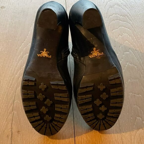 Quirky and cool Prada boots! 35 - Picture 9 of 9